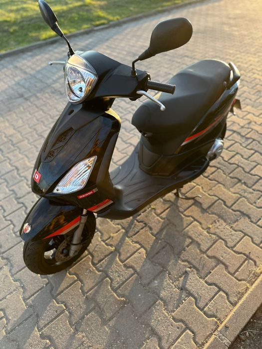 Scuter Derbi Bulevard, motorizare piaggio!