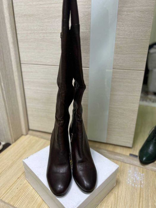 Женская обувь сапоги