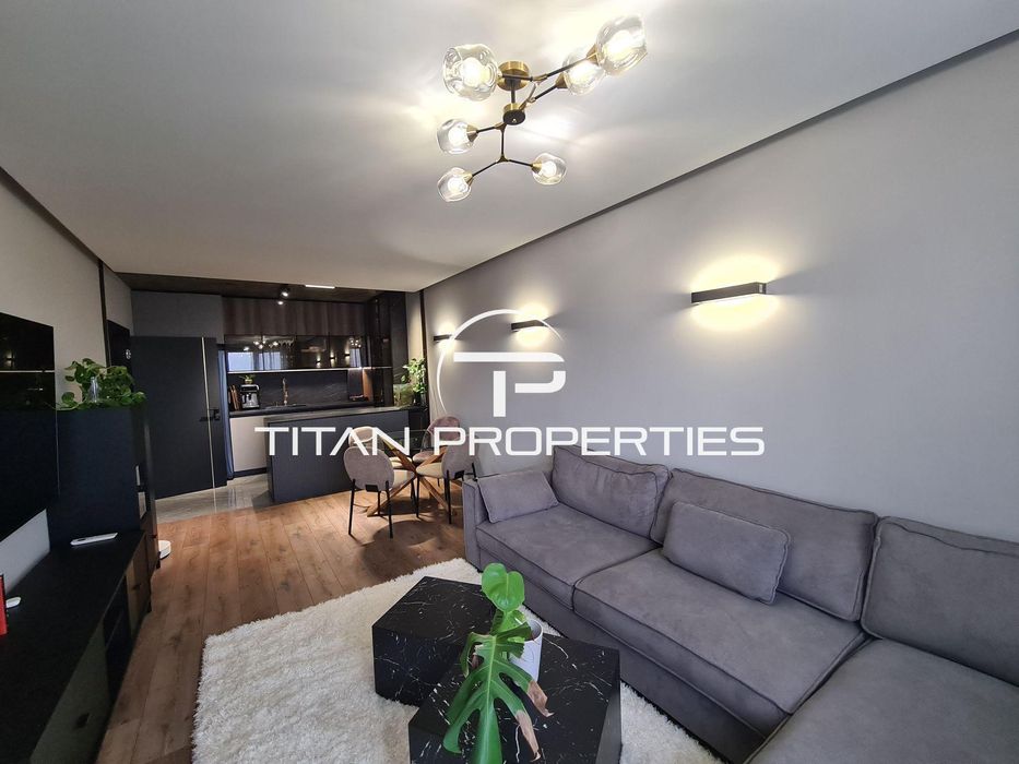 Луксозен двустаен апартамент с Панорамна Гледка в жк. Тракия