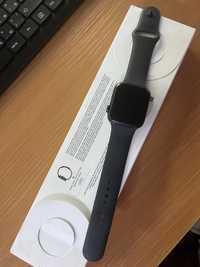 Apple watch se 44mm black