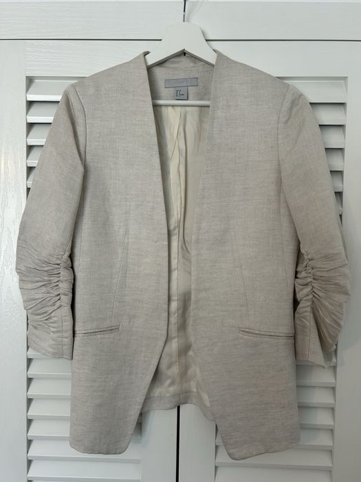 Sacou din IN, marca H&M, marimea 38, stare foarte buna