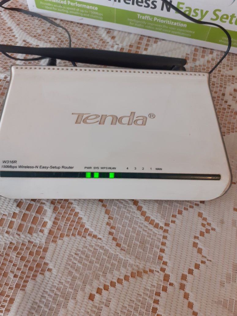 Vînd router Tenda de150mbps