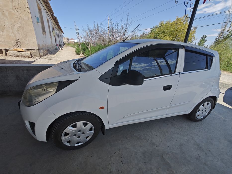 Chevrolet Spark 2010 жыл