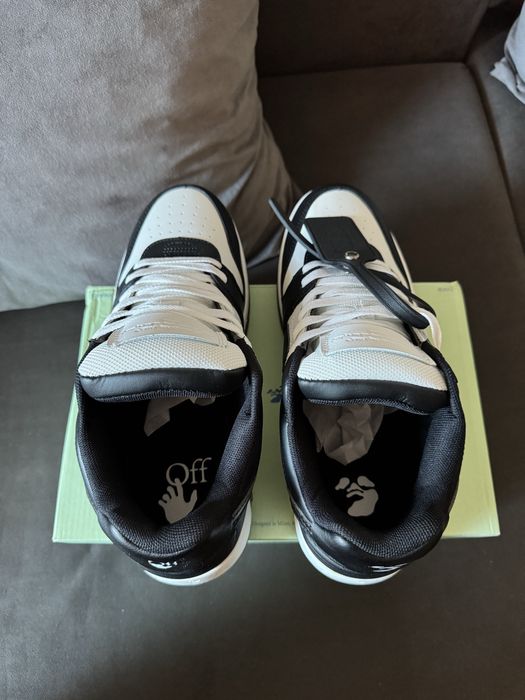 Adidasi Off-White Out Of Office