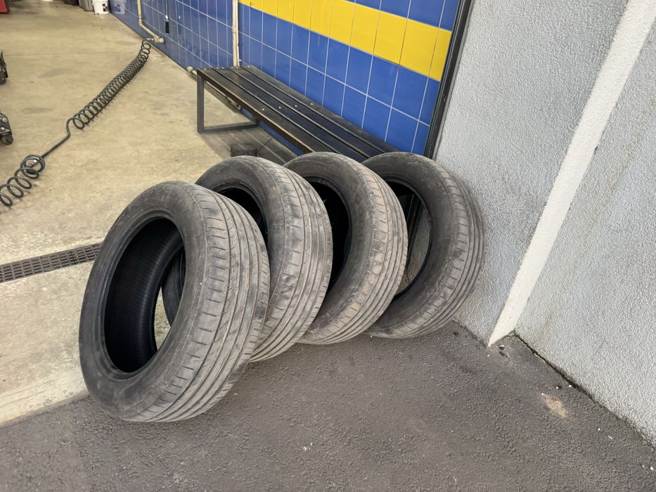 Гуми летни Гудрайд 235/55/18