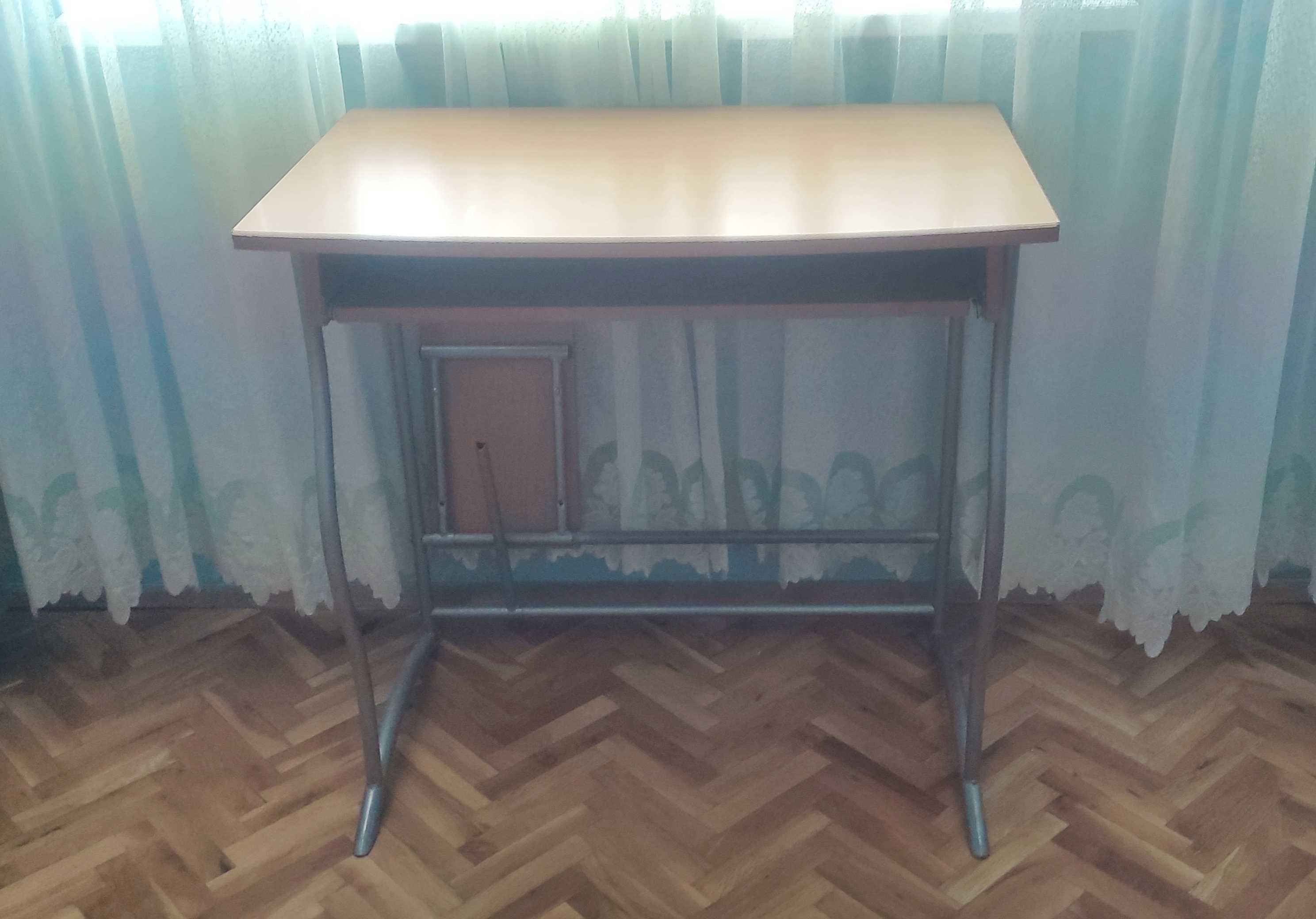 Бюро , ученически , за компютър
