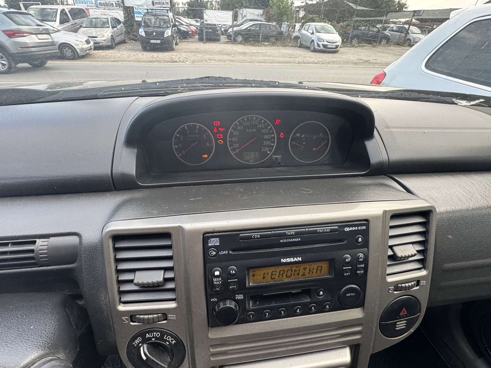 Продавам Nissan X-trail 2.2 CDI