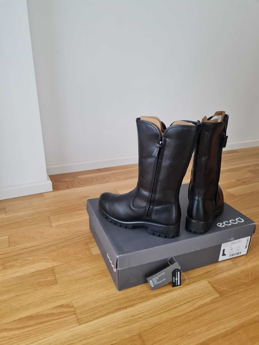 2 perechi de cizme Ecco pentru femei, marimea 38, stare excelenta