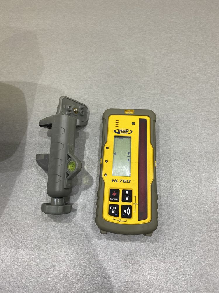 Nivela laser Spectra ll500 Hilti Topcon