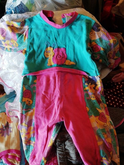 Отдам вещи на девочку