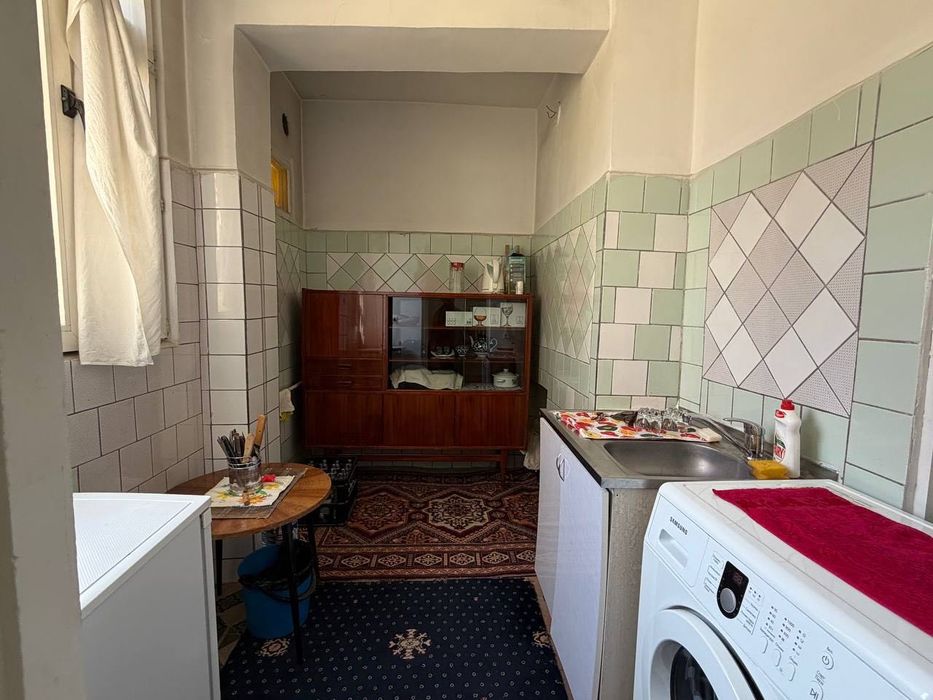 Продается 4 комнатная картира ремонт ЦУМ, Ц-7, ул.Чимкентская