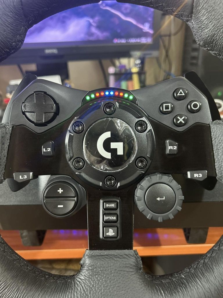 С ГАРАНЦИЯ! Logitech g923 + shifter