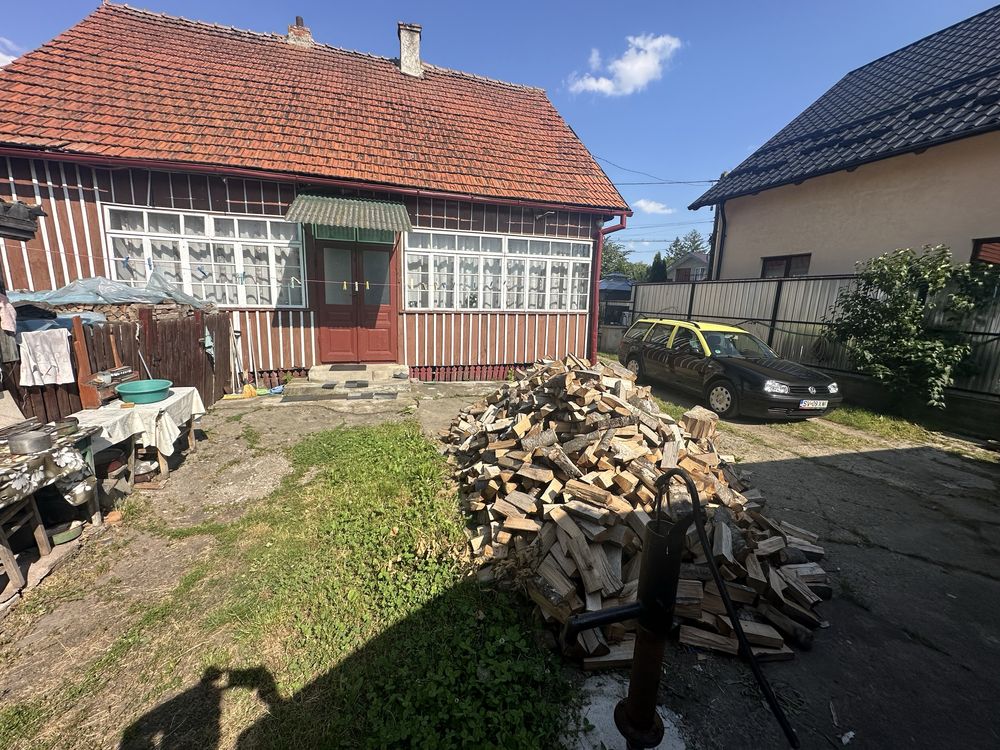 Casă de vânzare +teren 20 ari, ideal pentru investitie imobiliara