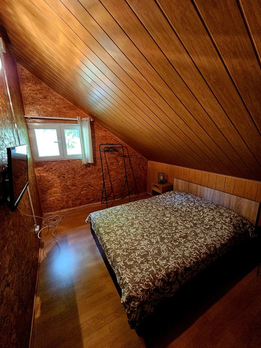 Casă de vacanță cu teren 4000 mp -  Provita de Sus