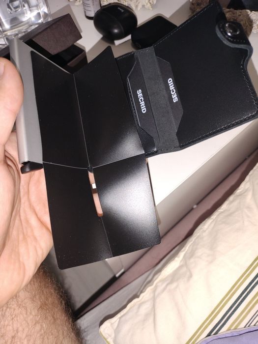 Portofel carduri SECRID