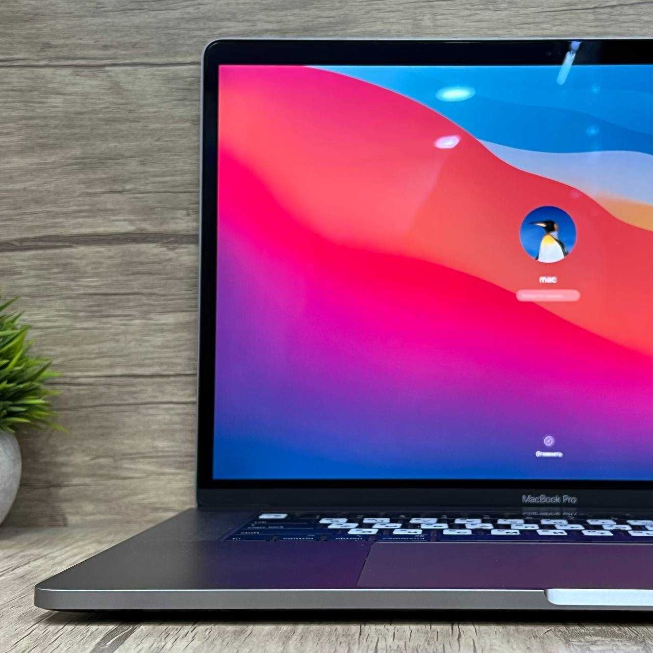 б/у MacBook Pro 15” i7/ 16Gb/ 512Gb / 2018г.