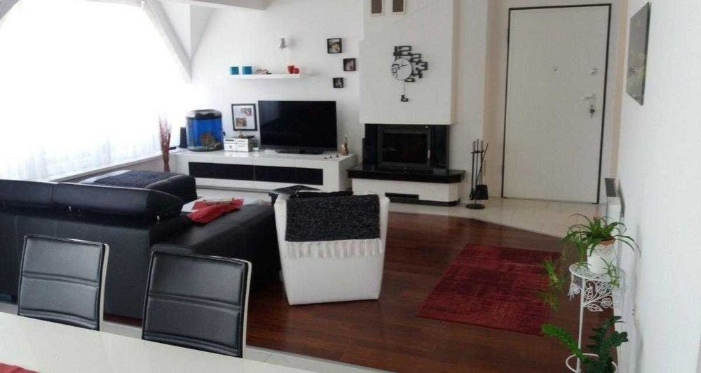 Дава се под наем Двустаен апартамент в Бургас, Изгрев - 57 кв.м за 219.3 € - Снимка #2