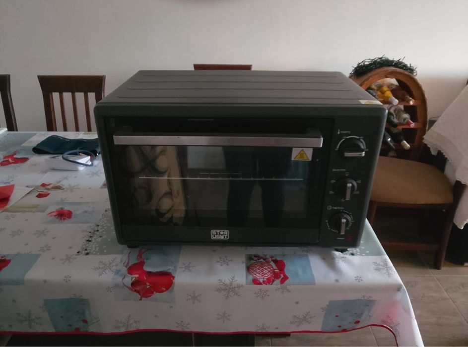 Cuptor electric Star Light CEC-4218