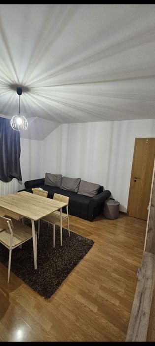 Proprietar închiriez apartament 2 camere str. Semaforului
