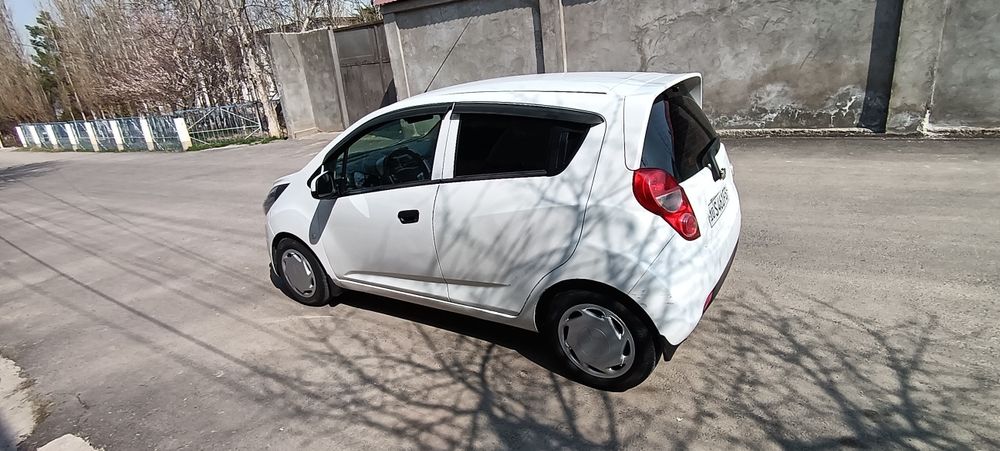 Oq spark sotiladi 2012