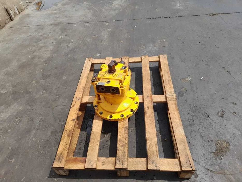 Hidromotor Rotire Hyundai 31N6 excavator Hyundai R215 - 7