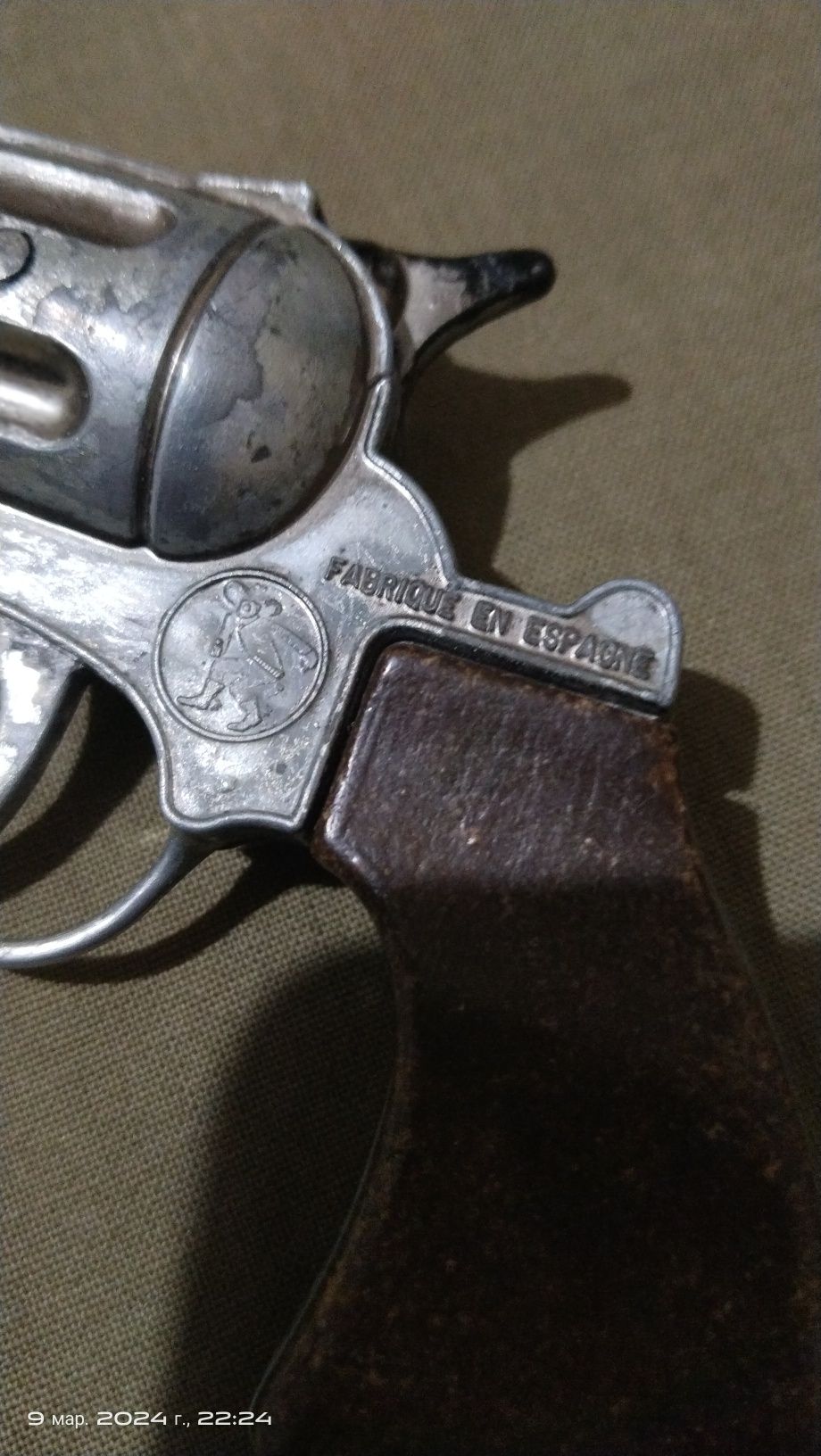 Продаю игрушечный револьвер Gonher: Cowboy. 2