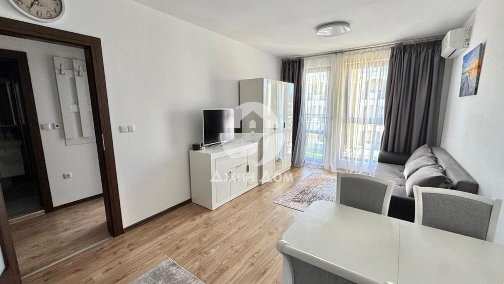 Продава се Двустаен апартамент в Свети Влас - 55 кв.м за 928 €/кв.м - Снимка #1