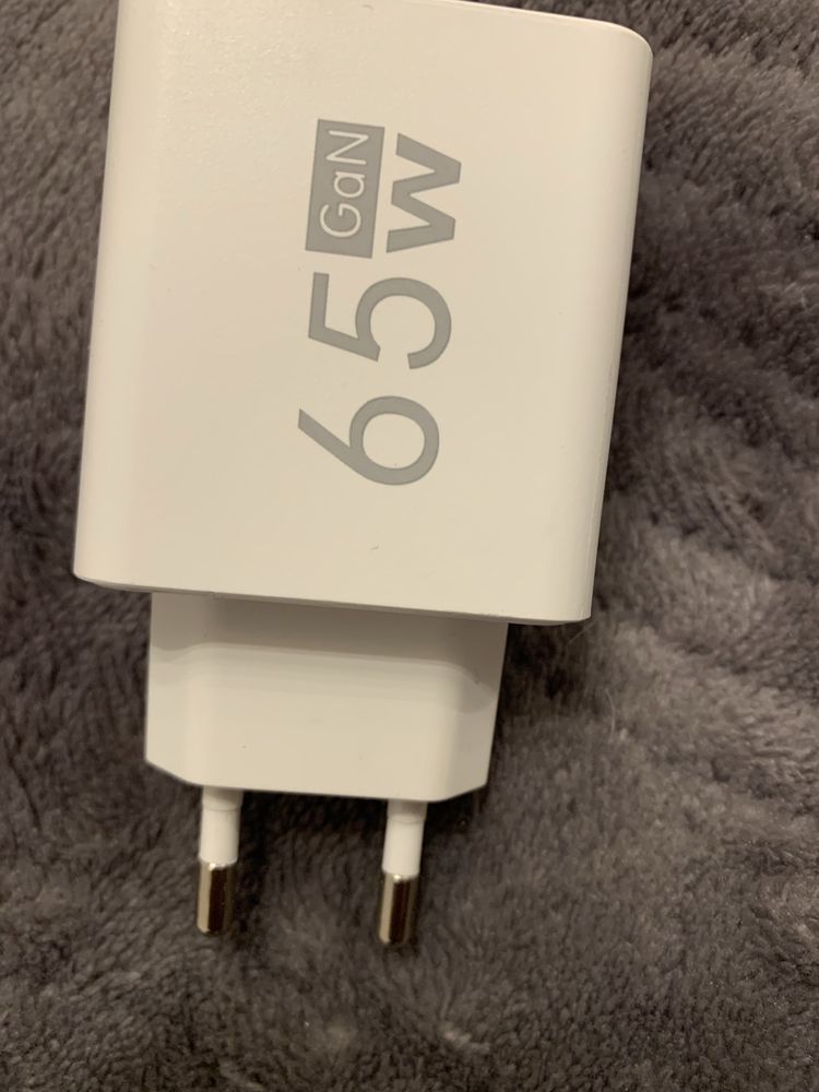 Incarcator triplu 65w