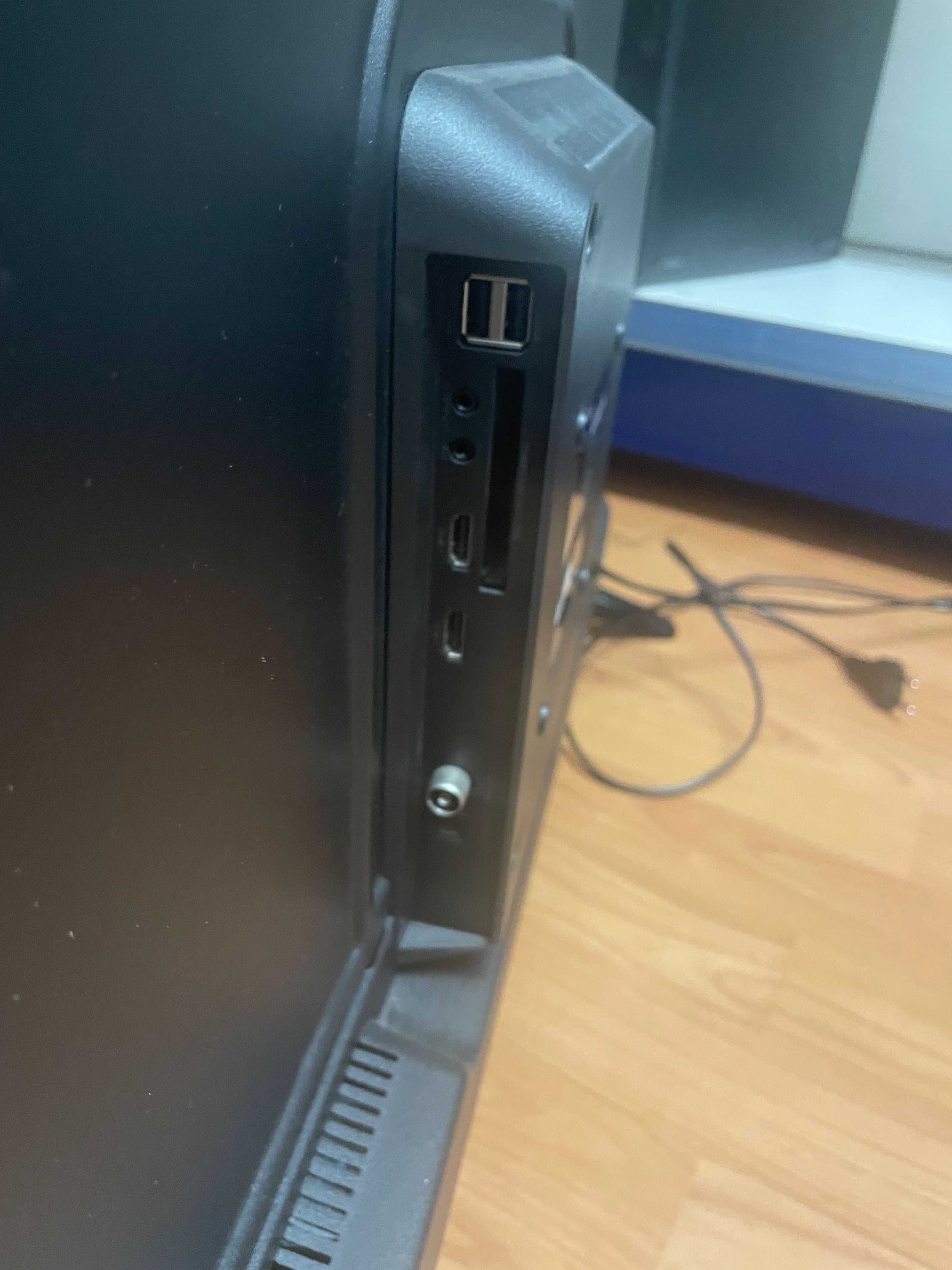 Televizor VORTEX LEDV-32TD1210, HD, 81 cm, impecabil