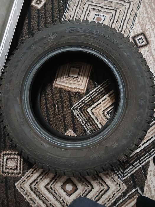 Продам зимние шины