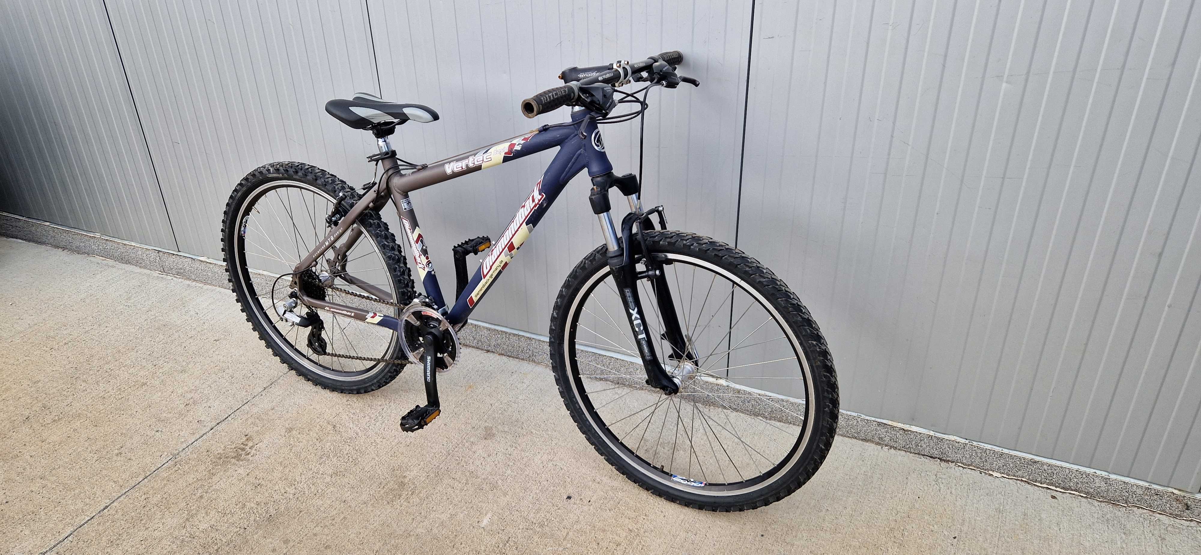 Алуминиев велосипед DIAMONDBACK колело 26"