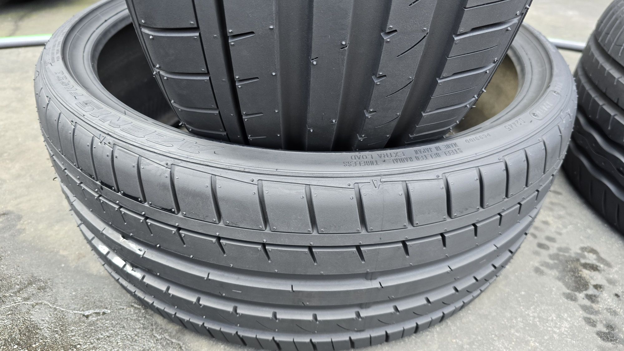 2 anvelope vară Falken 225/30/20