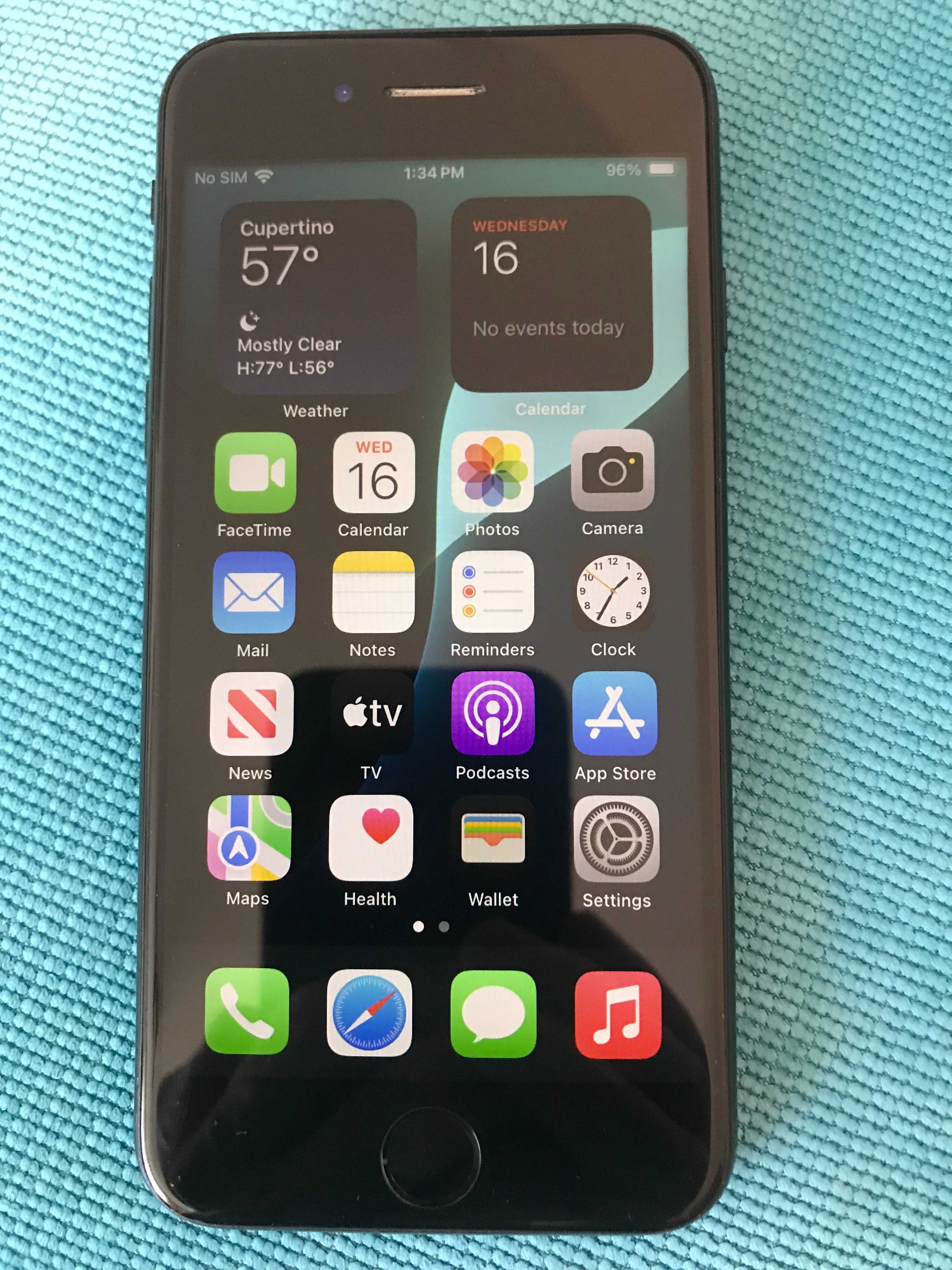 iPhone SE 2022 (3rd gen) SE3 Midnight синьо 64GB 5G esim 86% батерия