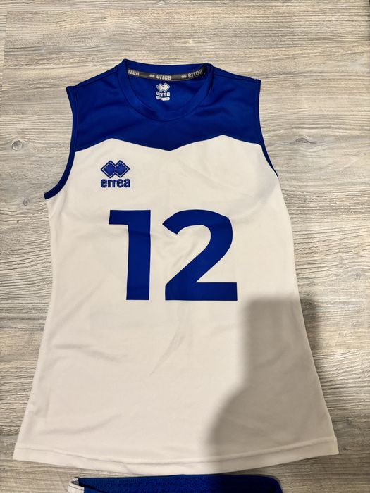 Echipament sportiv stare impecabila, noua