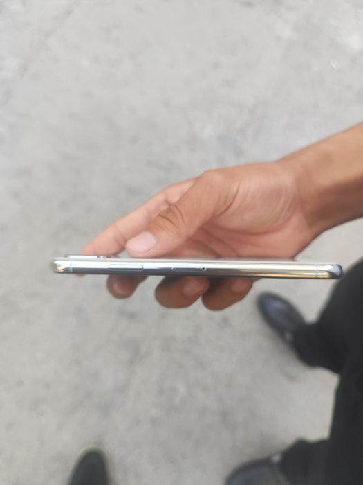 Iphone x sotiladi