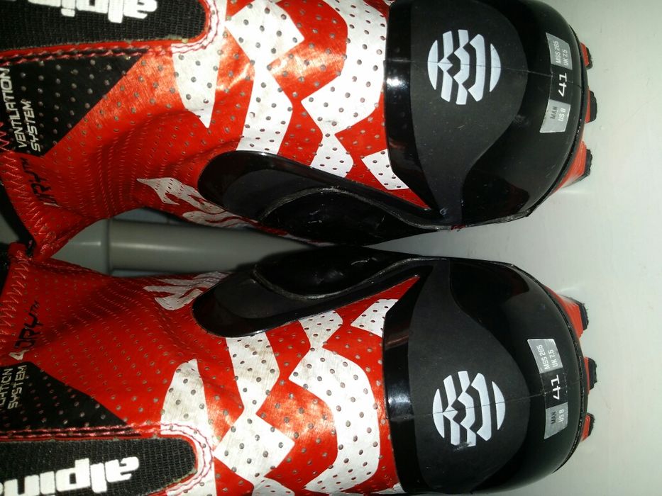 Ghete Thinsulate Ski Boots Carbon Alpina CCL+ Marathon