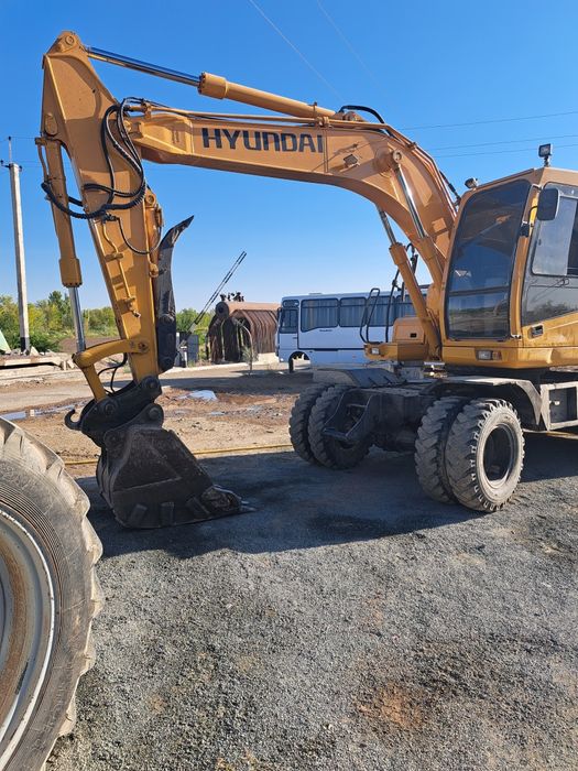 HYUNDAI  1400 YILI 2006