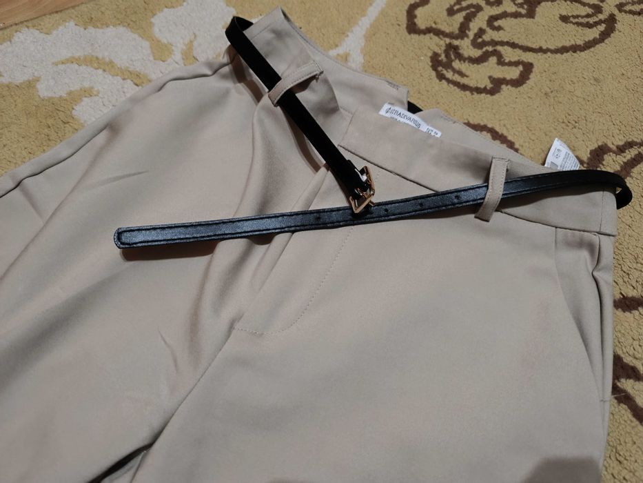 Бежов официален панталон