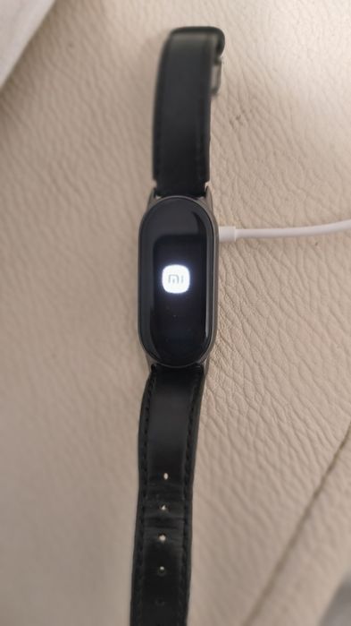Xiaomi Smart Band 8 într-o stare acceptabilă!