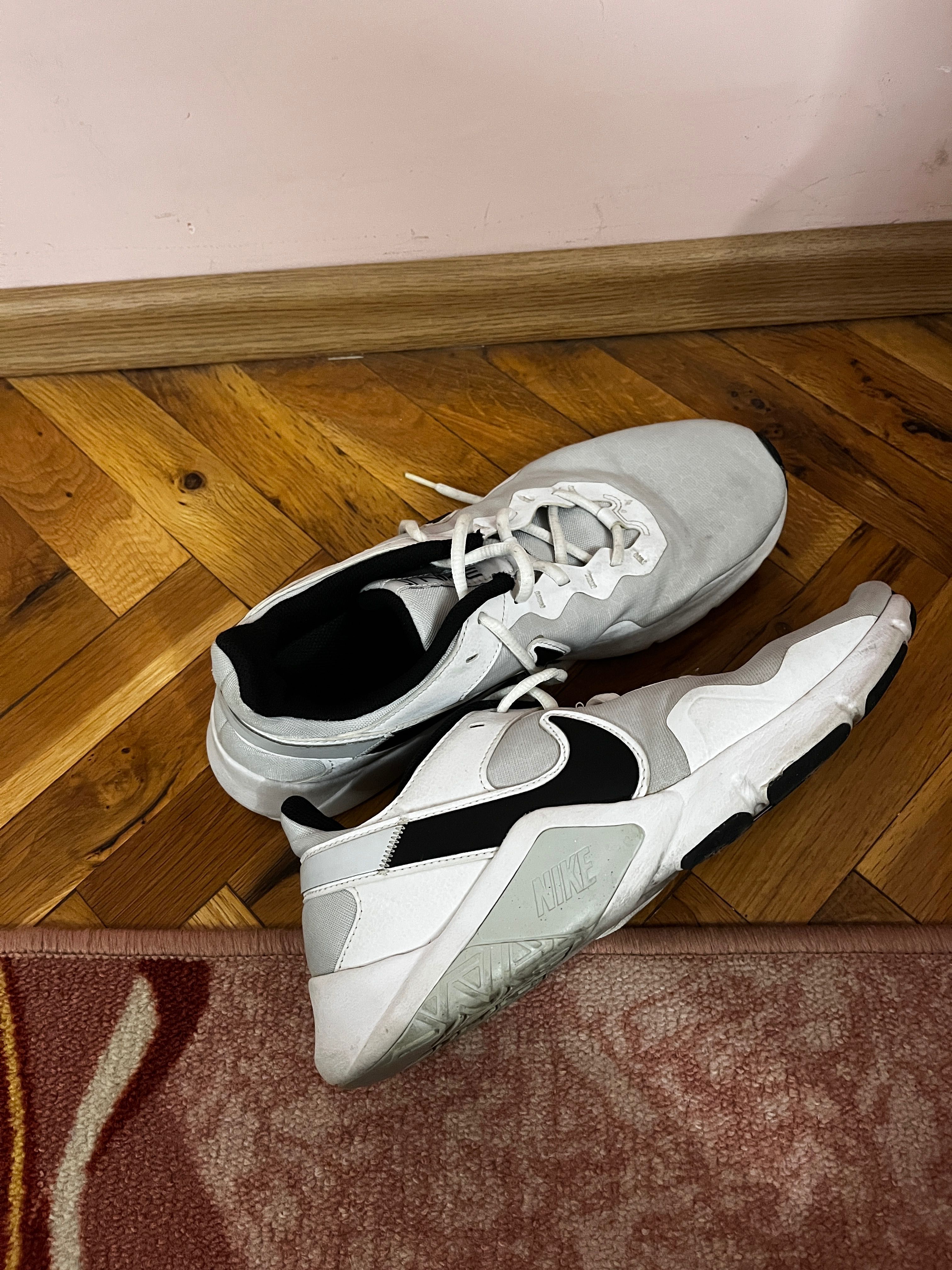 Оригинални мъжки обувки Nike Legend Essential 2 Сив(44)