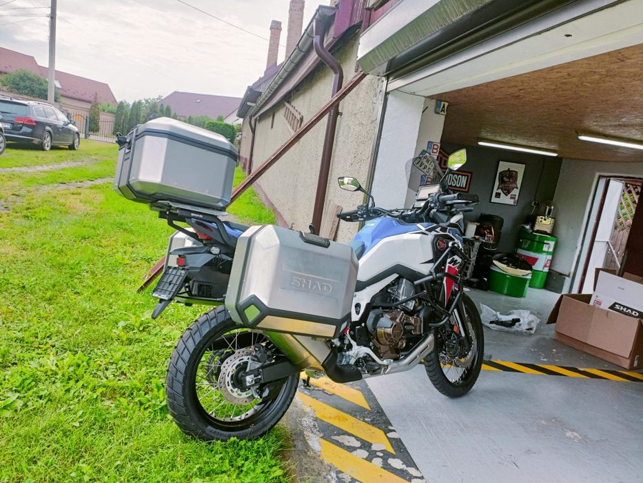 Honda africa twin 1100 crf 1100 dct