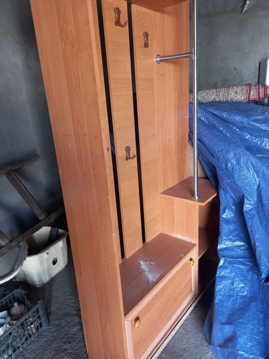 Продаётся Прихожая.