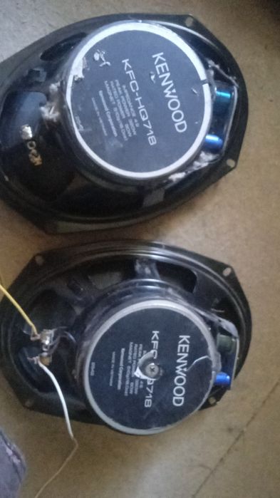 Kenwood kolonka va usilitel