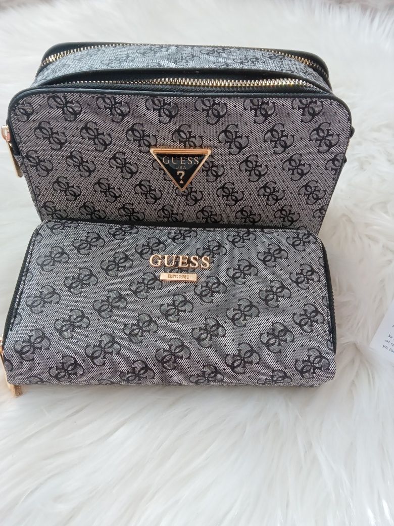 Guess портфейл малка и голяма