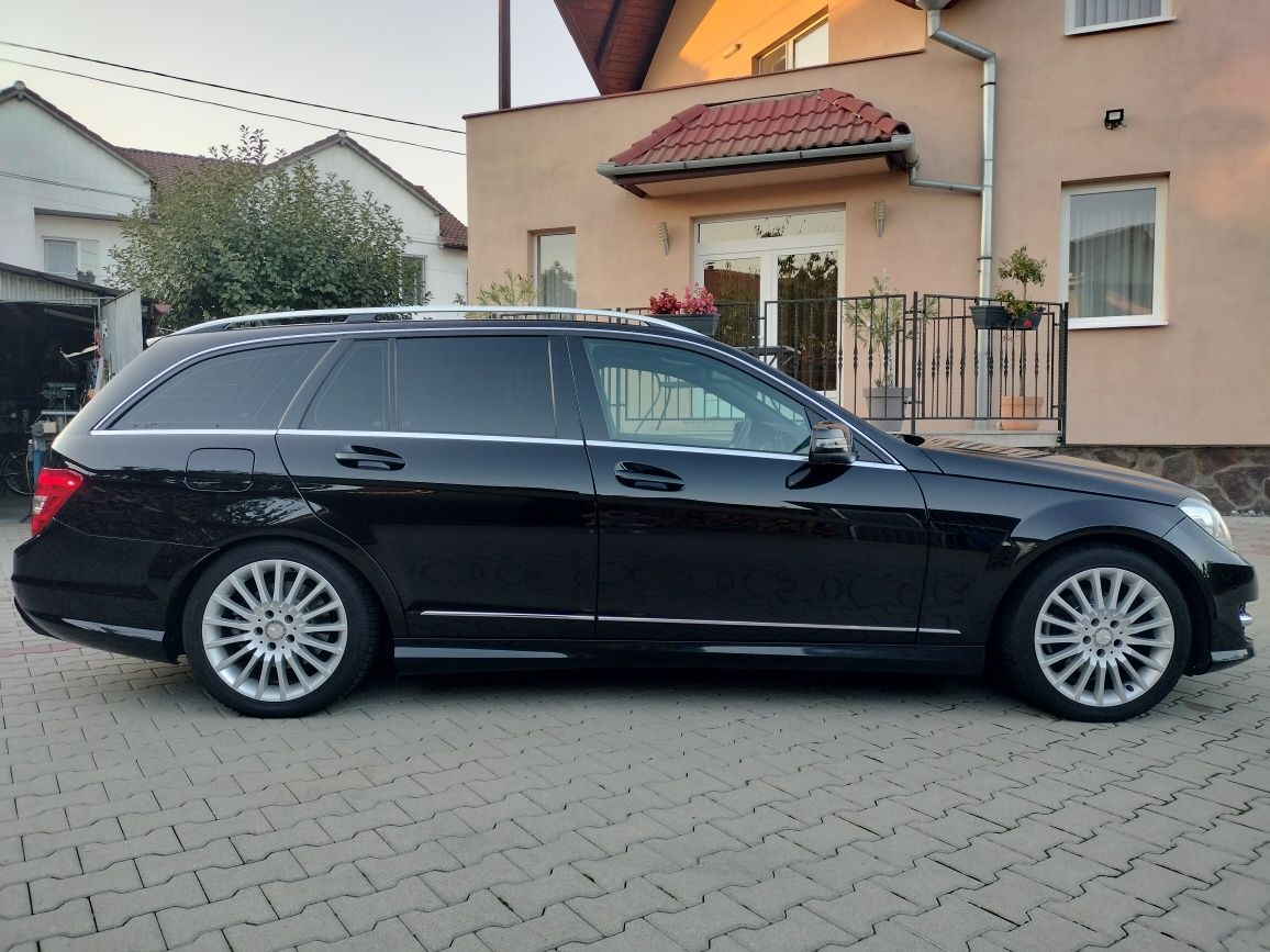 Mercedes C220 AMG line