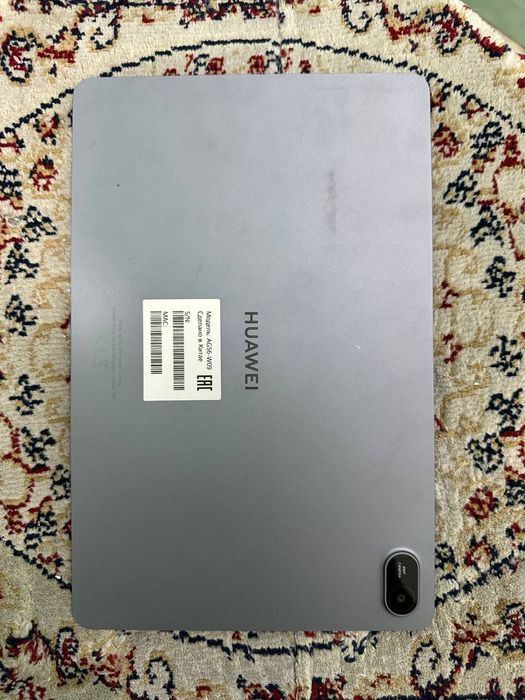 Huawei MatePat SE AQS6-W09 11 дюим 6 гб/128 гб