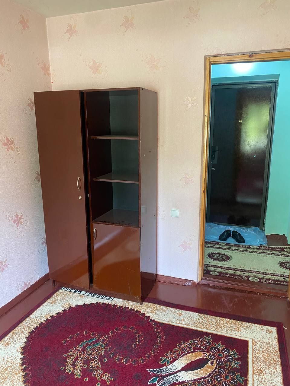 Срочно сдаётся 2 комнатная квартира  на ул.Гагарине