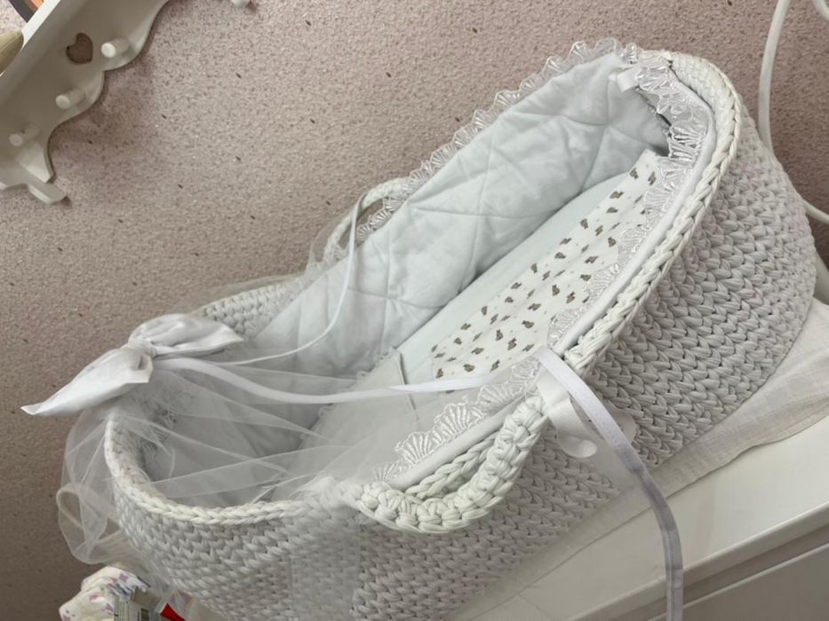 Плитенная детская корзина