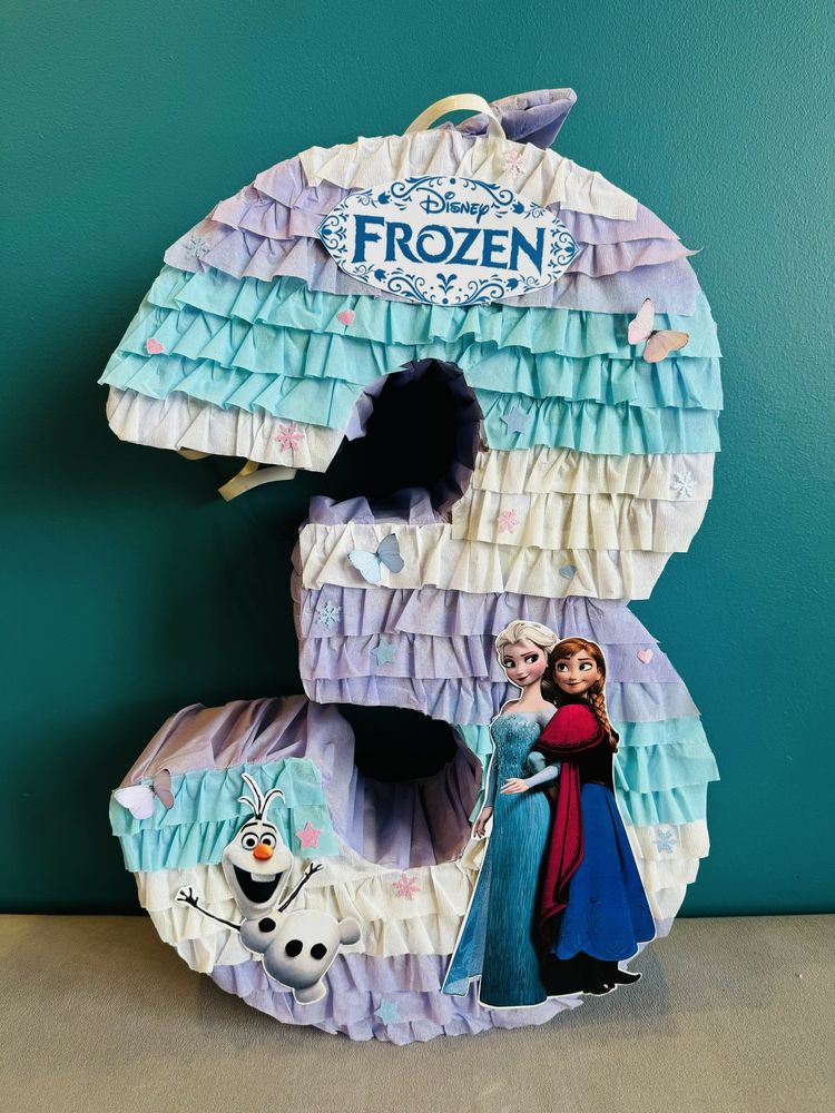 Пинята Frozen / Елза и Ана