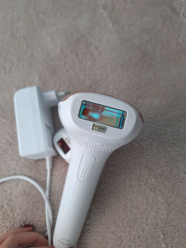 Фотоепилатор Philips lumea advanced